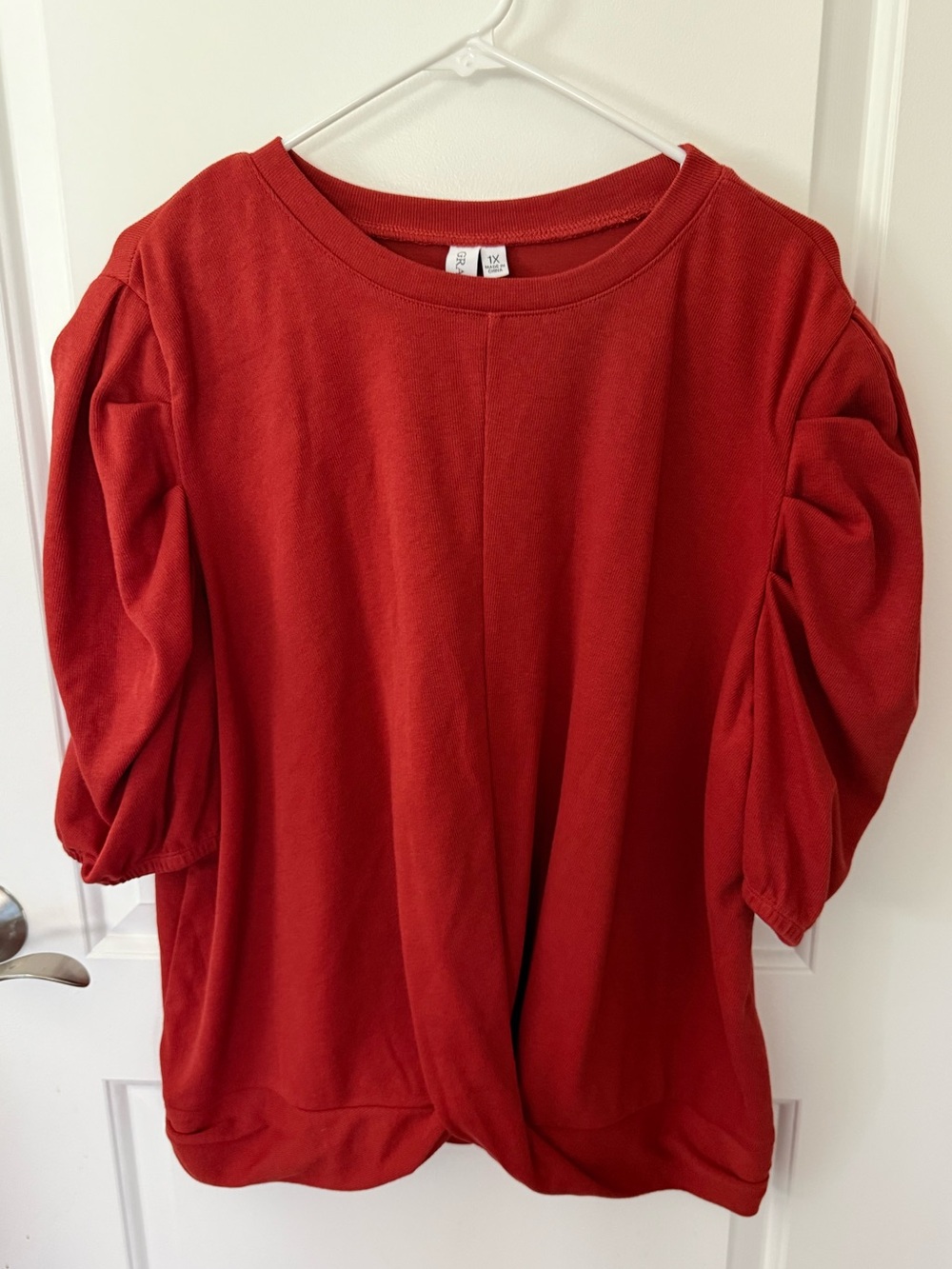 Grace + Karma Classic Burnt Red Women's Puff-Sleeve Top - Size 1X